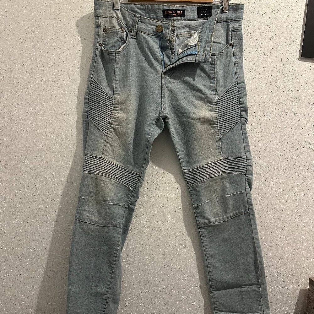 Ring of Fire Men's pre-owend blue jeans SLIM W33 L30